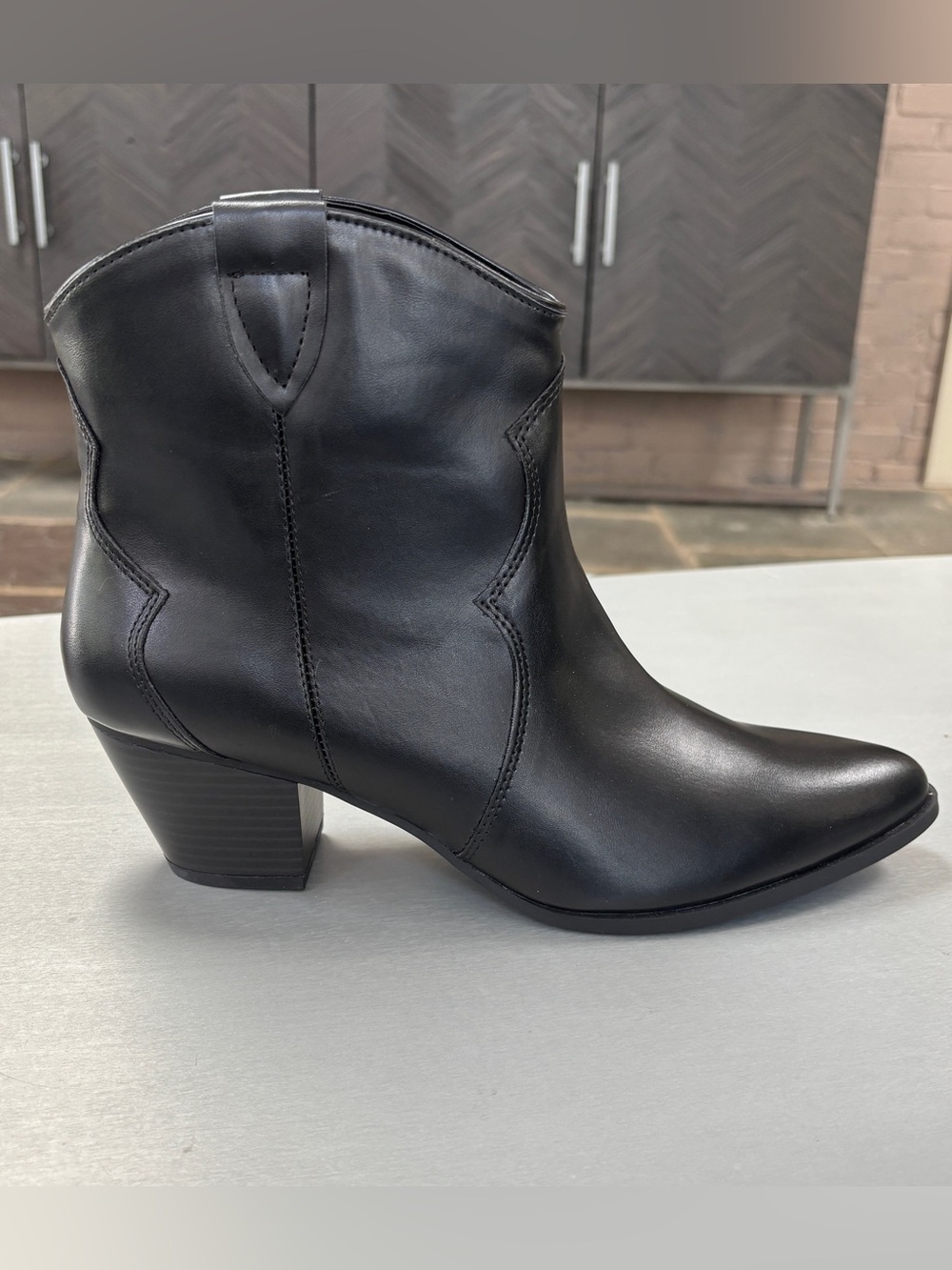 GAP black leather Western Ankle Boots 10.5